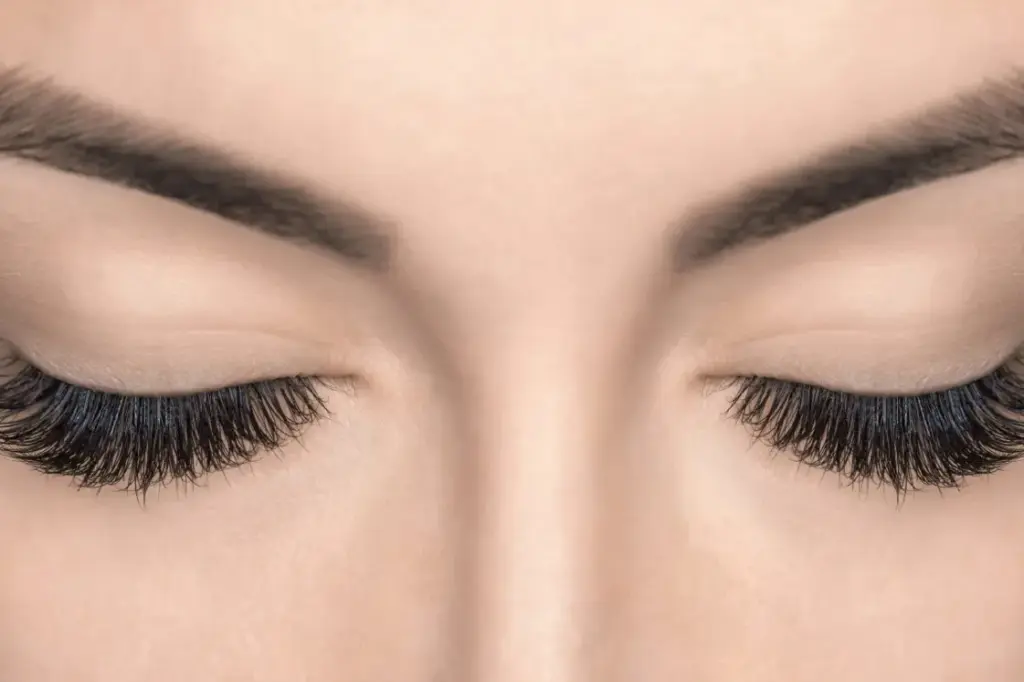 Brow lift procedure for youthful look graphic